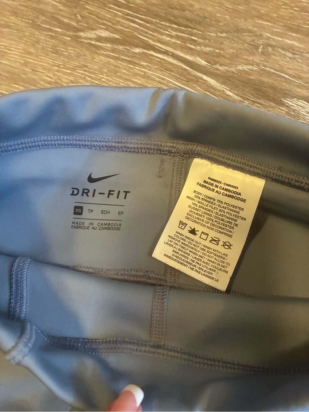 Women’s nike dri fit training/compression pants XS color is blue/grey - Picture 4 of 4